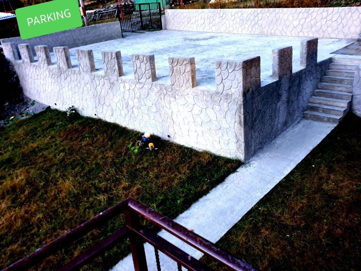 קזבגי Nikolo Inn מראה חיצוני תמונה